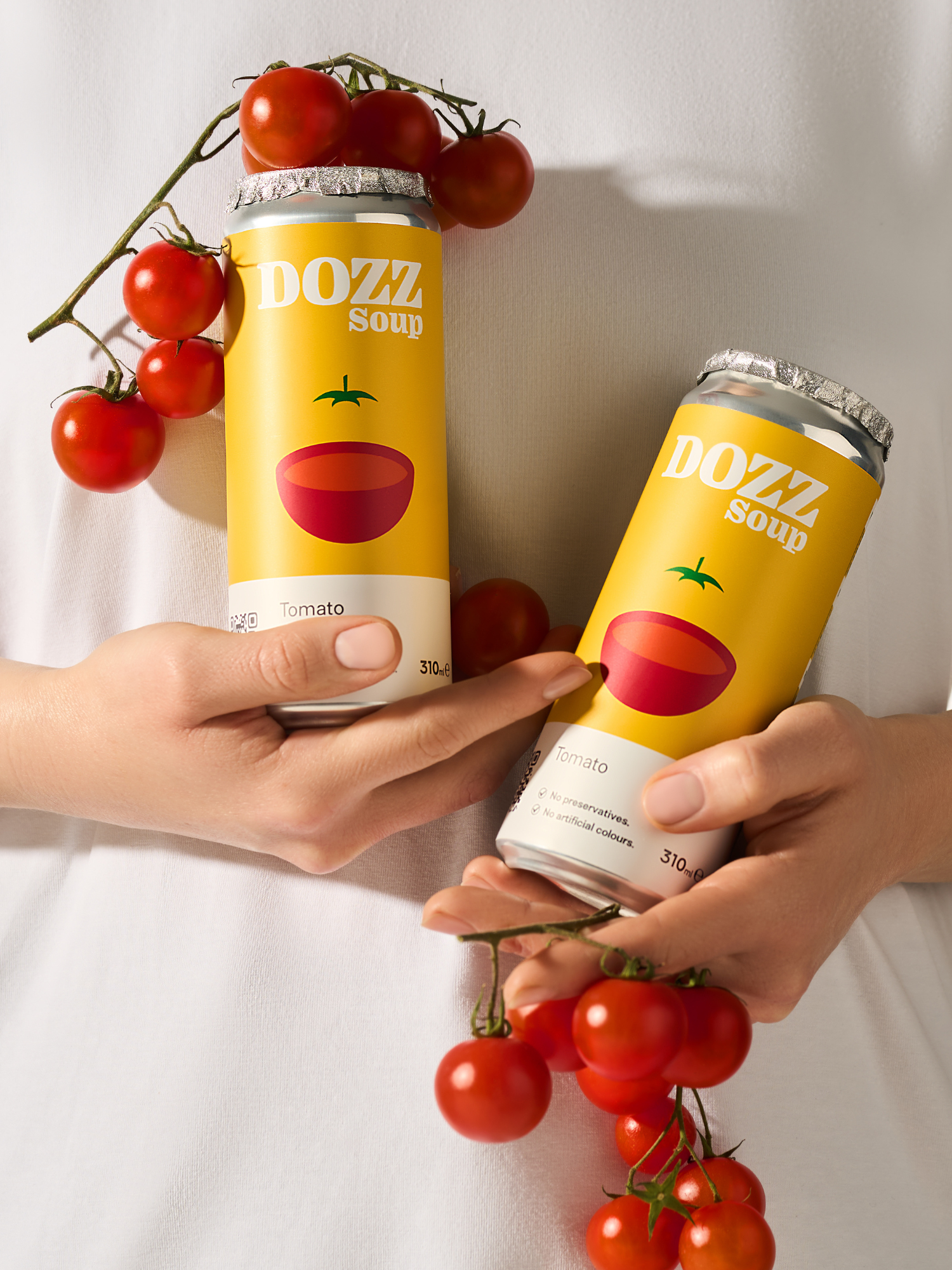 Supă cremă de roșii DOZZ Soup, o alegere perfectă pentru o alimentație sănătoasă și naturală, preparată fără conservanți.